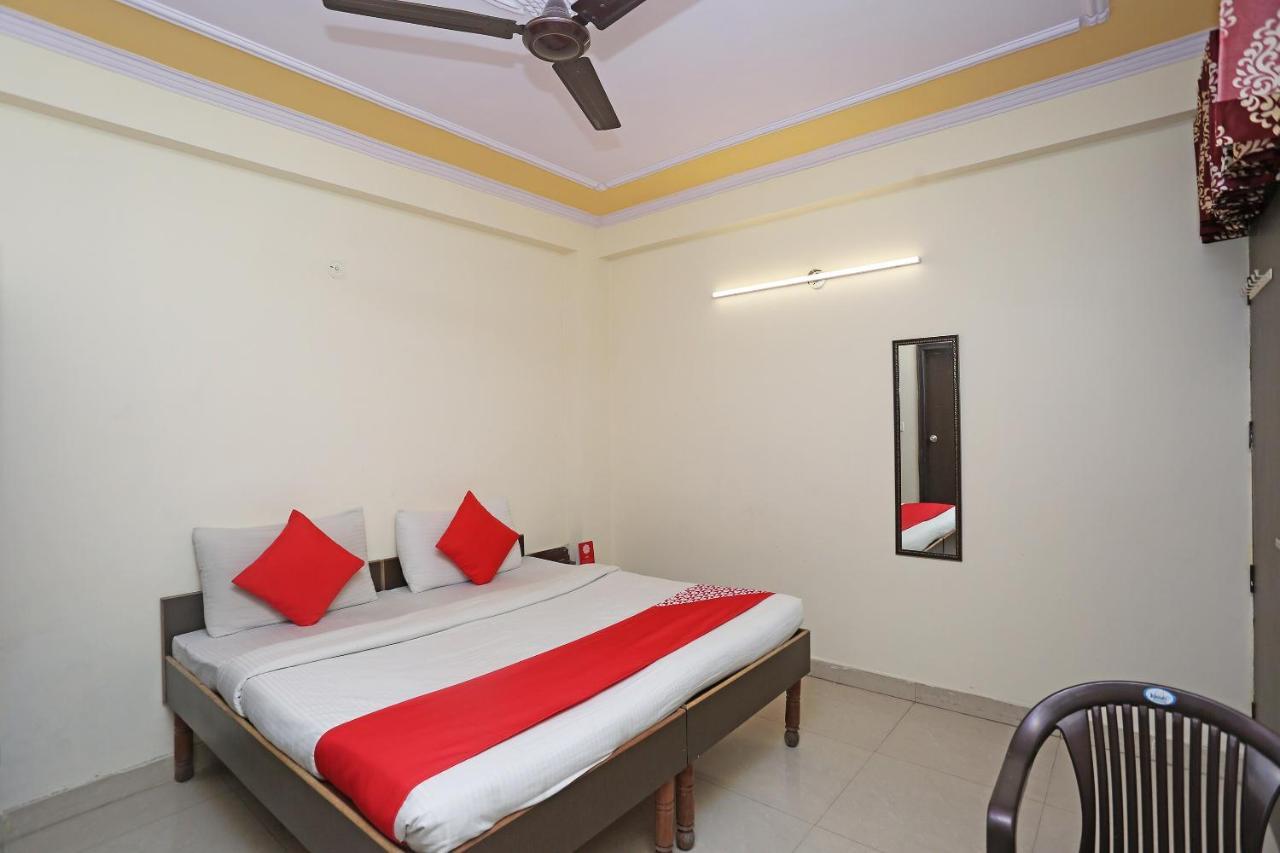 Hotel O Airport Plaza By Palace New Delhi Buitenkant foto
