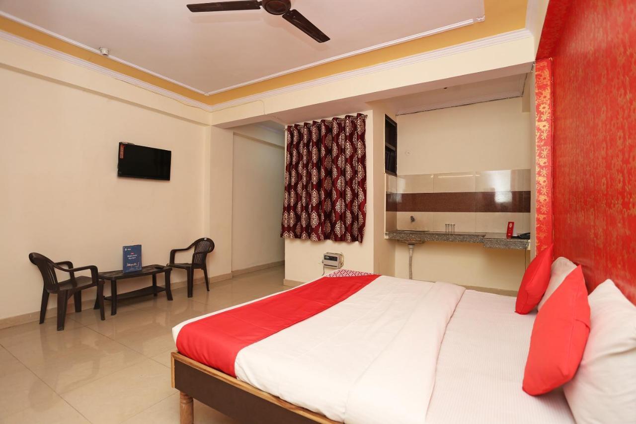Hotel O Airport Plaza By Palace New Delhi Buitenkant foto
