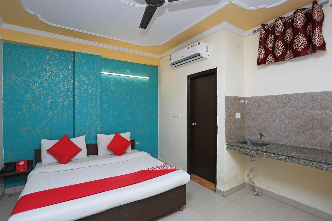 Hotel O Airport Plaza By Palace New Delhi Buitenkant foto